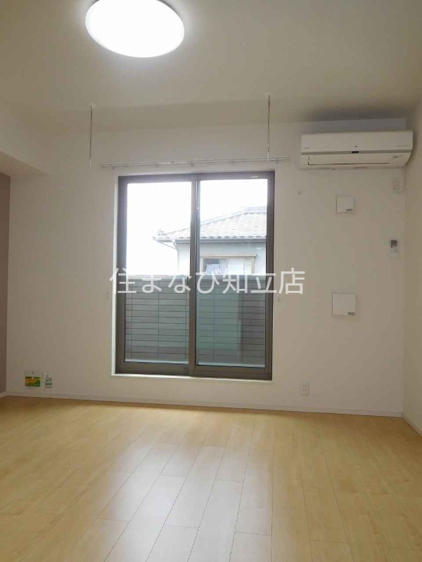 居室・リビング　別部屋写真