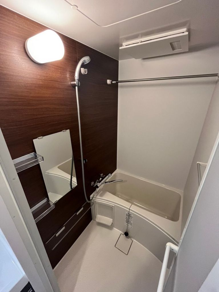 バス・シャワールーム　バス