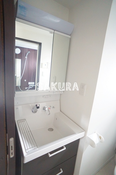 洗面設備　身支度に便利な洗面台♪