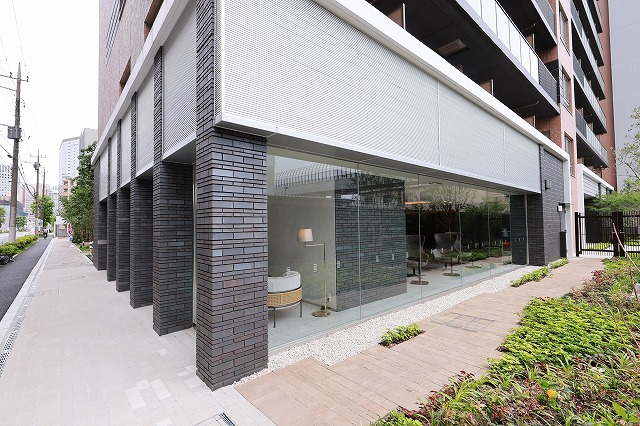 エントランス　エントランス