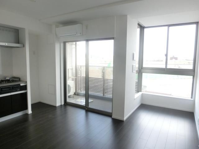 その他部屋・スペース　２面採光の明るいお部屋