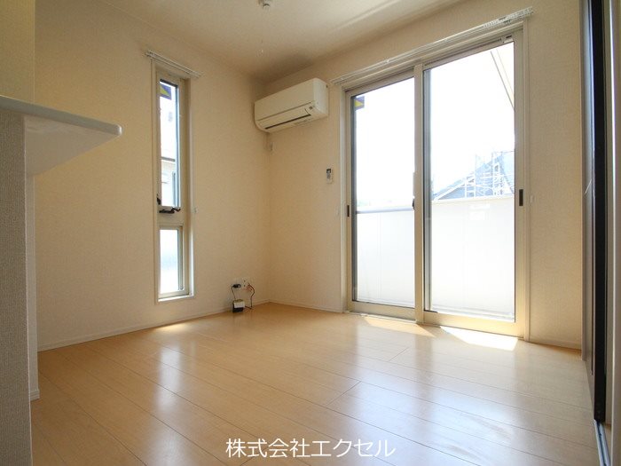 居室・リビング　明るい室内です。