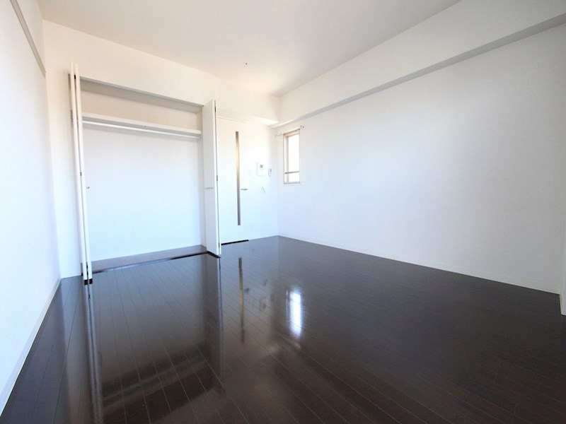 その他部屋・スペース　洋室9帖　クローゼット付（収納充実してます）