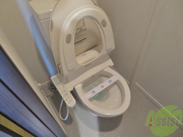トイレ　各機能付きのトイレですので安心してご利用いただけます