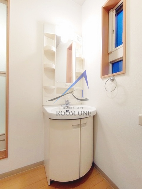 洗面設備　洗面台です。