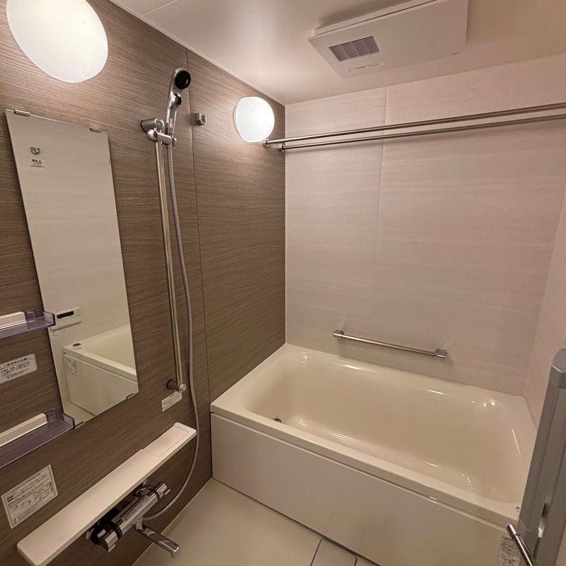 バス・シャワールーム