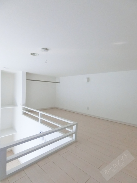 その他部屋・スペース　広々としたロフトをプライベート空間として♪