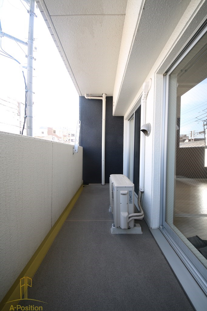 バルコニー　ウインズコート今福西