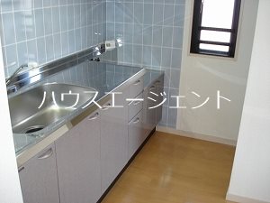 キッチン　※写真は別部屋です※参考画像