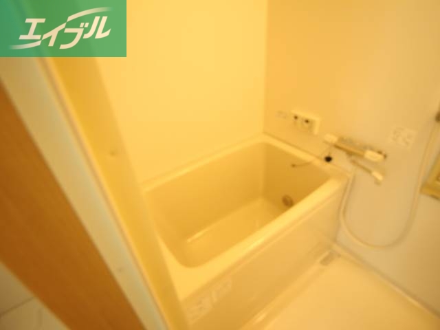 バス・シャワールーム　バスルーム