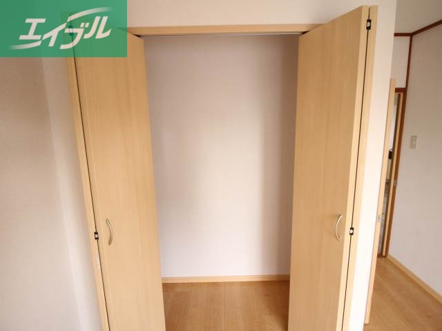 収納　クローゼットタイプの収納