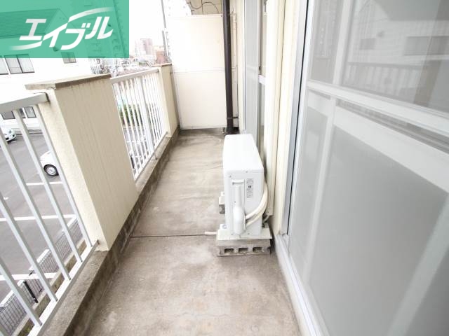 バルコニー　バルコニースペース