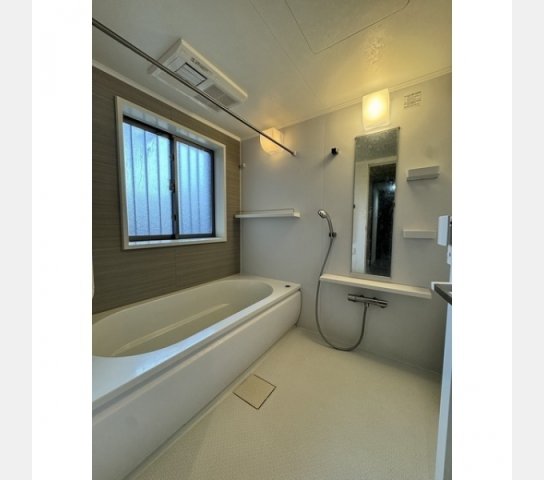 バス・シャワールーム　室内