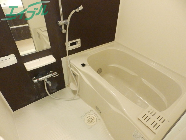 バス・シャワールーム　同タイプ