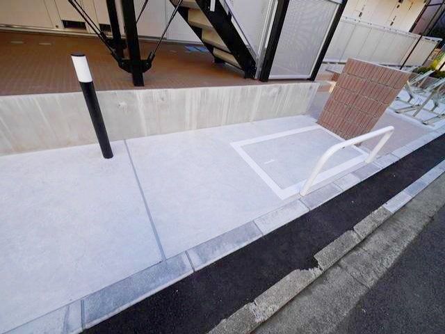 駐車場　★バイク置き場あり★