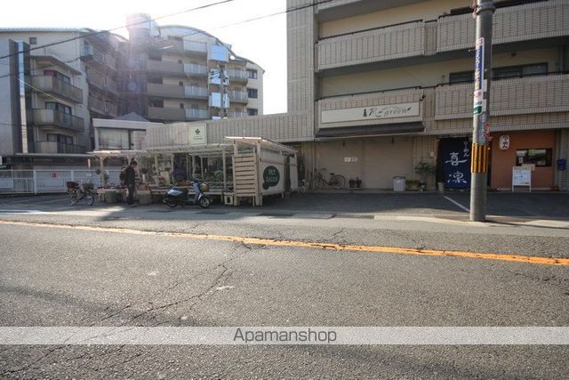 その他　前面道路（その他）まで0m