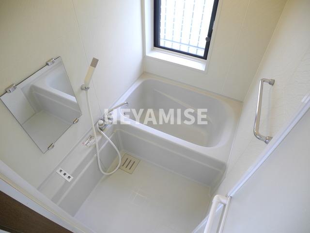 バス・シャワールーム　※類似間取りの別のお部屋の写真です※