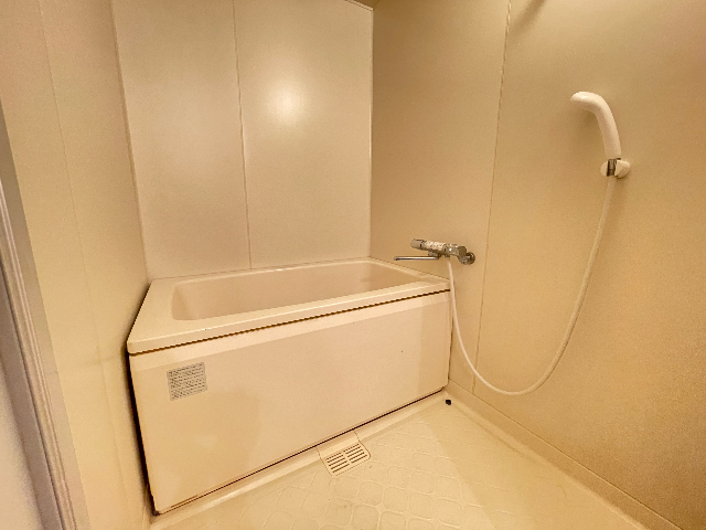 バス・シャワールーム　バスルーム