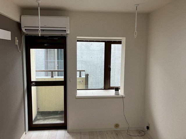 眺望　同物件・別部屋画像、左右反転タイプ