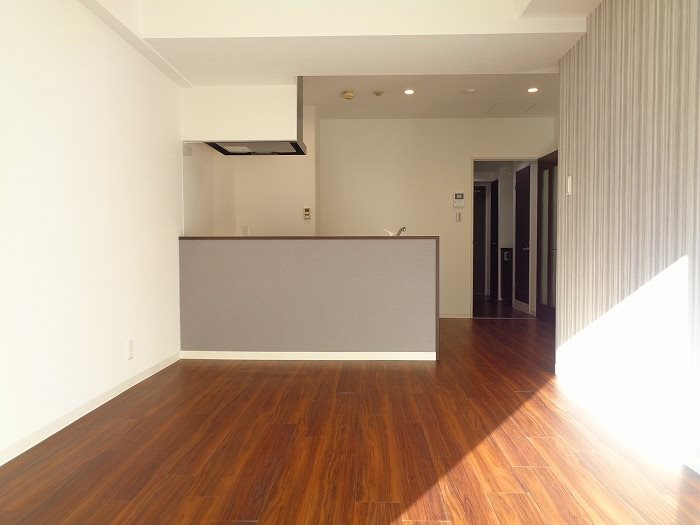 居室・リビング　同物件別部屋参考写真です