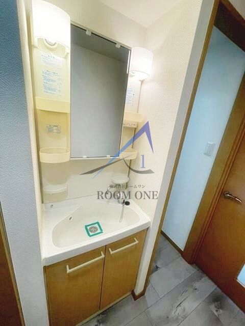 洗面設備　洗面台です。