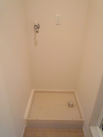 洗面設備　同建物別部屋画像