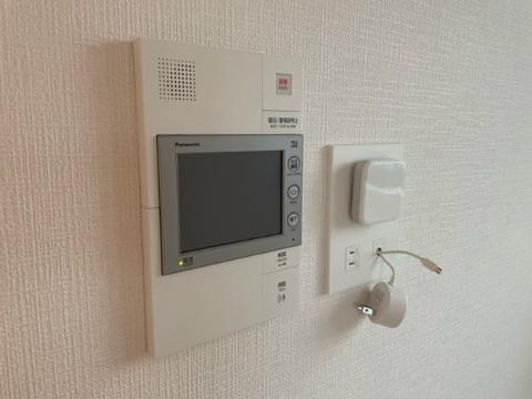 セキュリティ　カメラ付インターホン（イメージ）