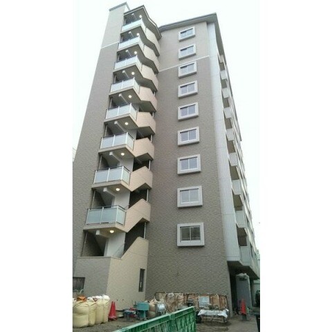 建物外観　オシャレなデザインです