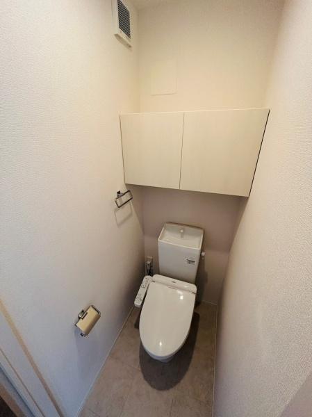 トイレ　※同施工会社写真※