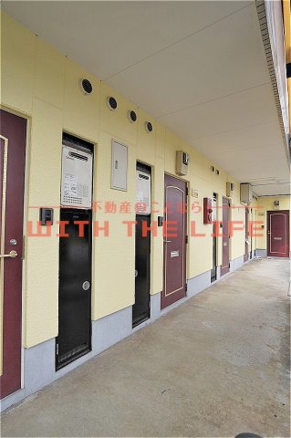 エントランス　毎日通るエントランスはこのようになっています
