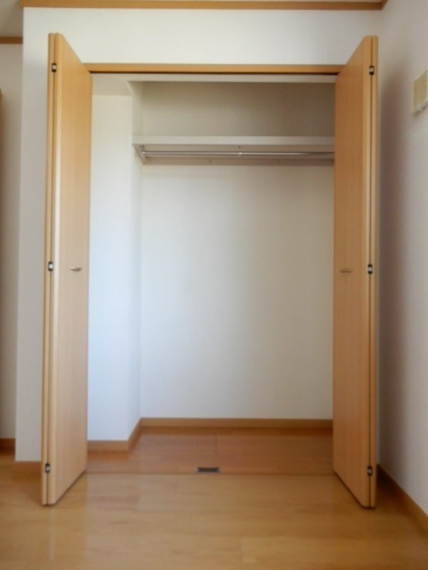 収納　図面と現状に相違がある場合には現状を優先