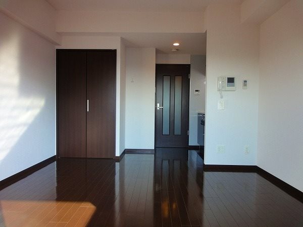 居室・リビング　別タイプのお部屋です