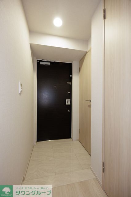 玄関　※写真は同タイプ住戸です。