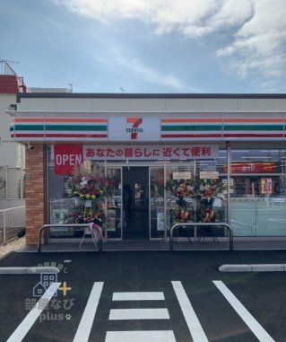 コンビニ　セブンイレブン新座大和田店（コンビニ）まで440m