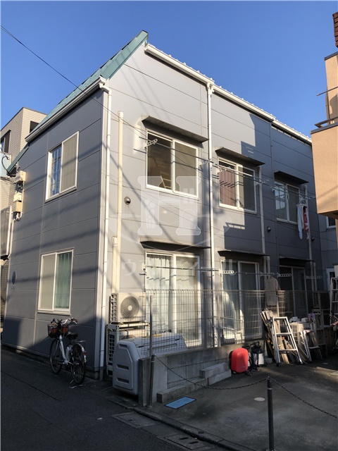 建物外観　落ち着いた雰囲気の外観です