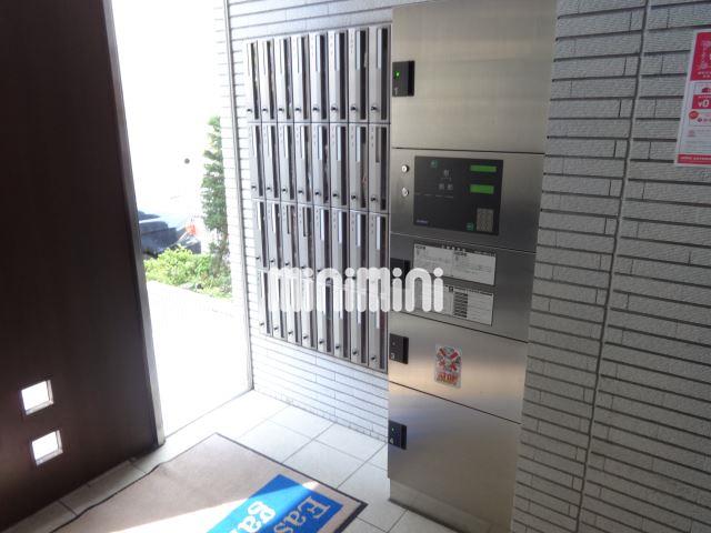 エントランス　宅配ＢＯＸがあります