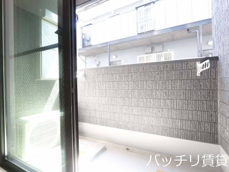 バルコニー　写真は別号室の為、現況優先