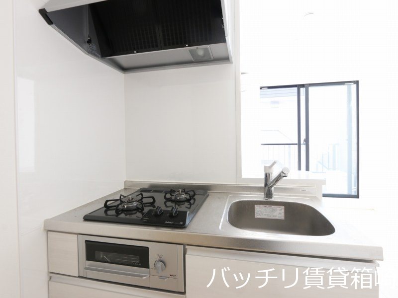 キッチン　写真は別号室の為、現況優先