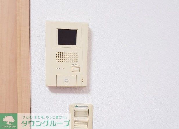 セキュリティ　モニター付きインターホン