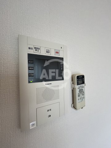 セキュリティ　オリエンタル江坂　モニター付きインターホン