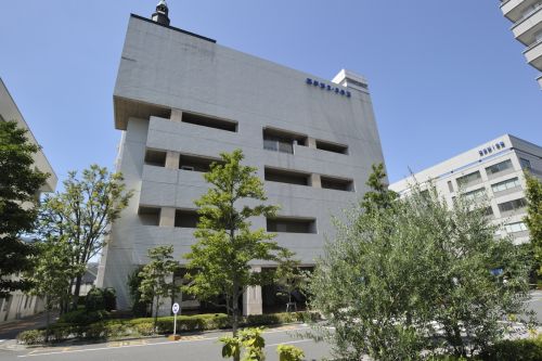 図書館　北里大学図書館白金分館（図書館）まで72m