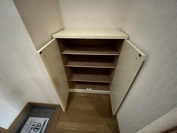 その他設備　下駄箱あります！