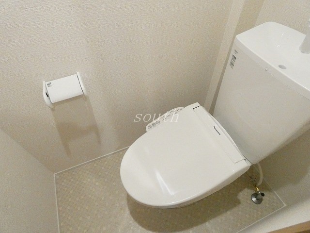 トイレ　ウォシュレット付きのトイレ