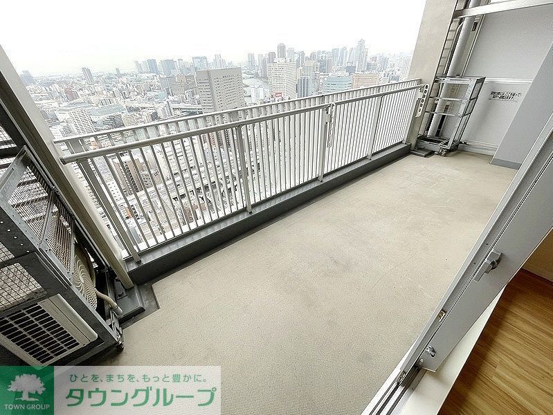 バルコニー　お問合せは(株)タウンハウジングレジデンス事業部　赤坂店・…