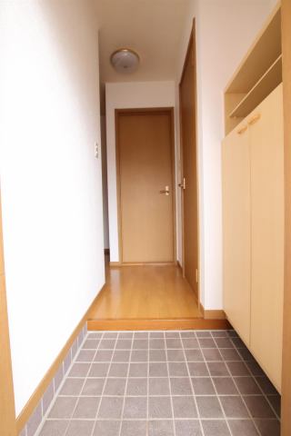 玄関　毎日通る玄関はこちらです※類似の物件になります。