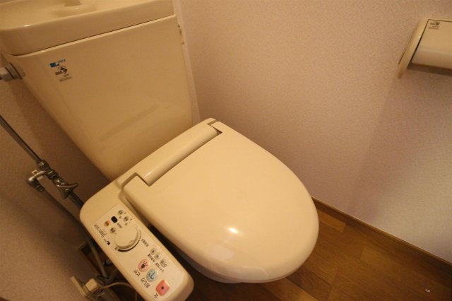 トイレ　シンプルで使いやすいトイレです