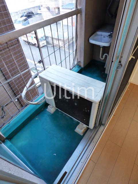 バルコニー　別部屋のお写真です。ご参考までに！