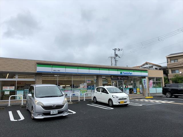 コンビニ　ファミリーマート（コンビニ）まで382m