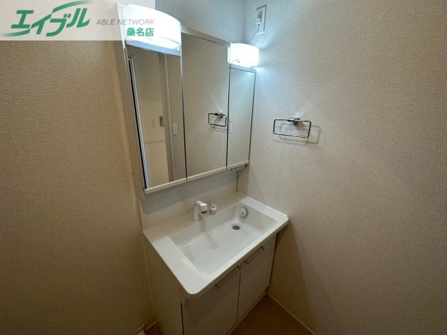 洗面設備　同型反転タイプ画像