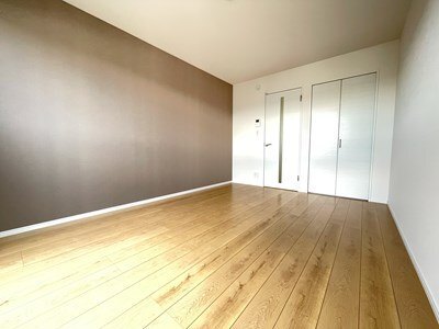 アーフリーミVの居間写真